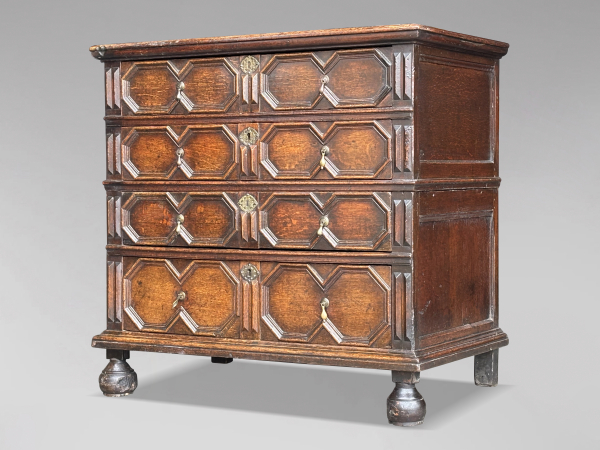 17TH CENTURY CHARLES II OAK GEOMETRIC CHEST OF DRAWERS, C1680