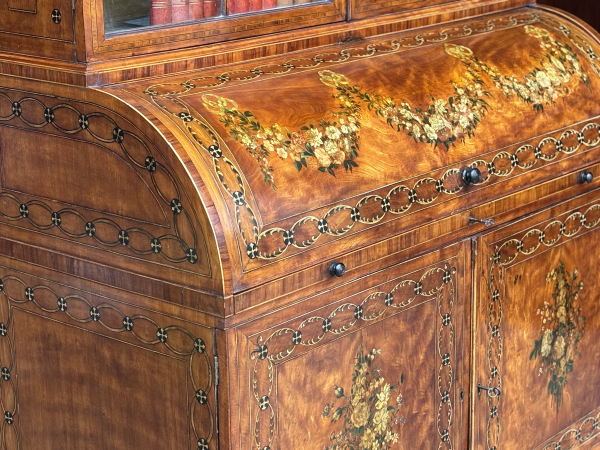 18TH CENTURY GEORGE III PERIOD INLAID SATINWOOD BUREAU BOOKCASE, C1770