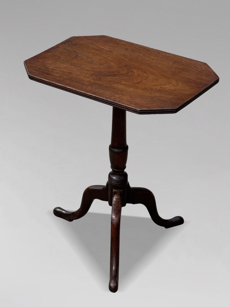 18TH CENTURY GEORGE III PERIOD MAHOGANY TRIPOD TABLE, C1790