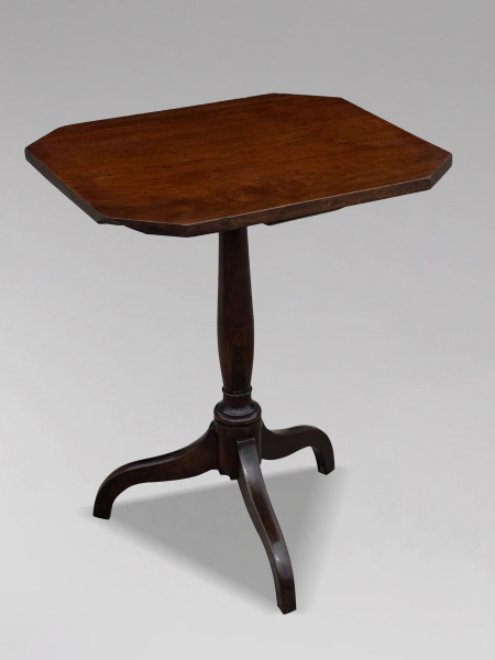 18TH CENTURY GEORGE III PERIOD MAHOGANY TRIPOD TABLE, C1790