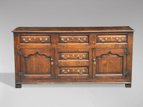 SOLD/18TH CENTURY WELCH DRESSER BASE CUPBOARD