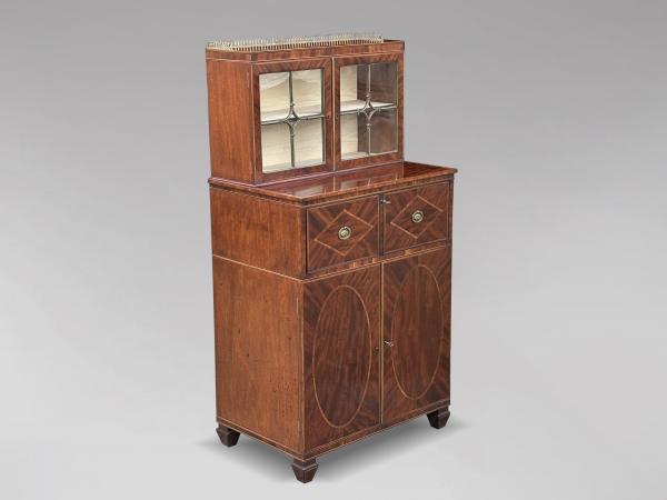 19TH CENTURY REGENCY PERIOD MAHOGANY SECRETAIRE BOOKCASE, C1800
