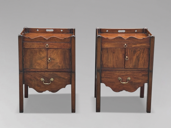 PAIR OF 18TH CENTURY GEORGE III MAHOGANY BEDSIDE CABINETS, C1760