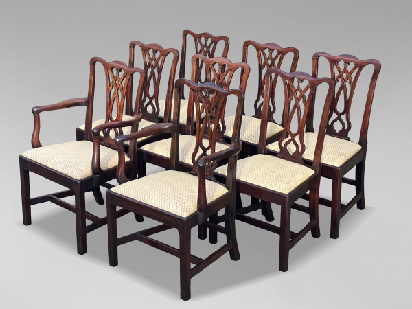 SET OF 8 GEORGE IV PERIOD MAHOGANY DINING CHAIRS, C1830